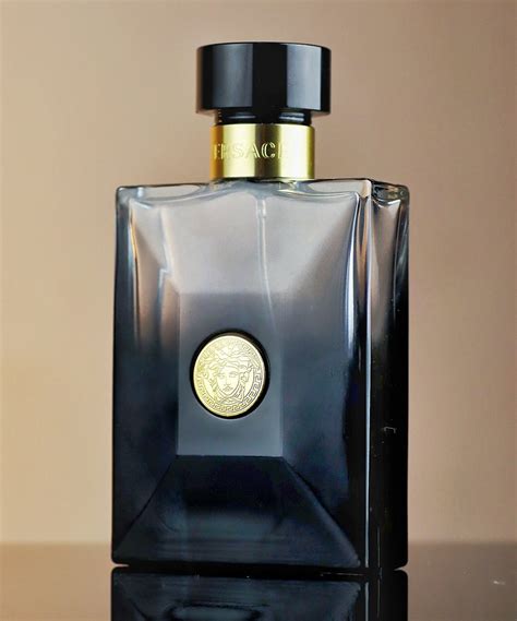 versace oud noir sample|More.